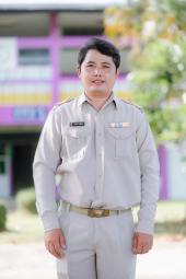 นายสำเร็จ นางสีคุณ